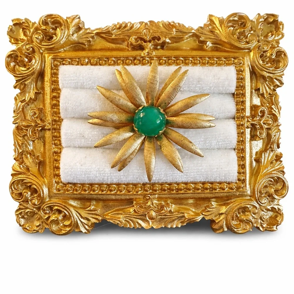 Vintage Gold Tone Sunburst Flower Brooch w/ Green‎ Cabochon Center